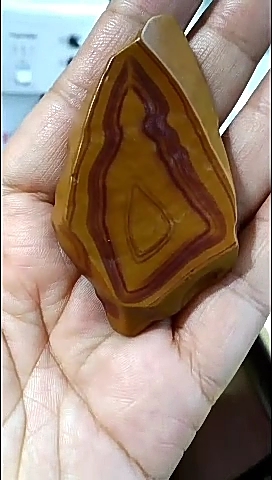 石可人之精品珍品戈壁木纹石 牌子 喜爱吗?