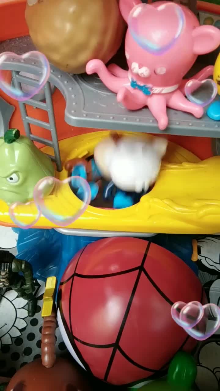 章鱼堡被僵尸占领了,快跑吧