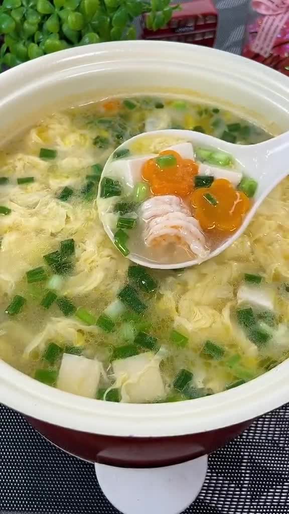 試試這道豆腐胡蘿蔔蝦仁雞蛋湯,營養又好喝,孩子都喜愛.