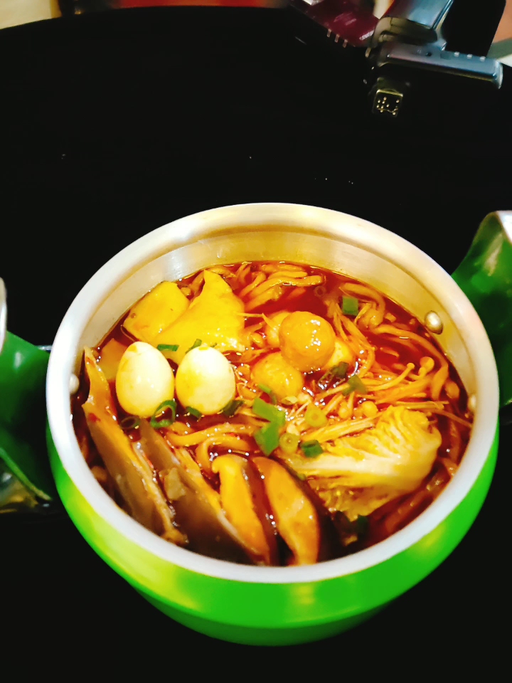 想吃的,报个数,如果你不知道他叫什么名字,我来告诉你,压锅面,新型