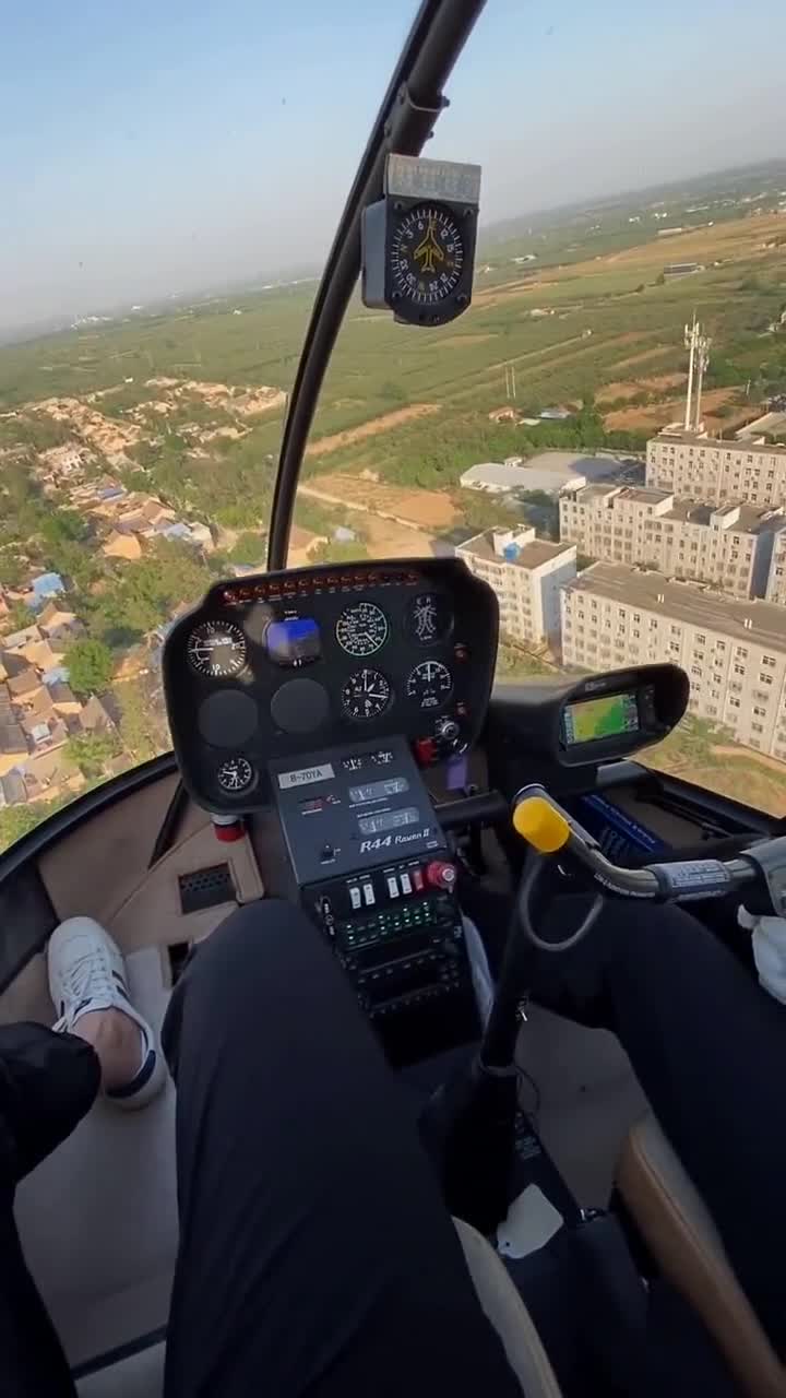 原来直升机的视角是这个样子的,真是长见识了,有钱人果然会享受