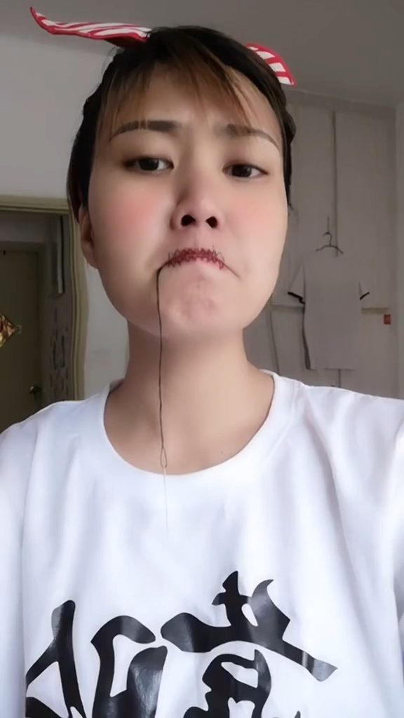 知道了吗?乱说话就把嘴巴缝起来.