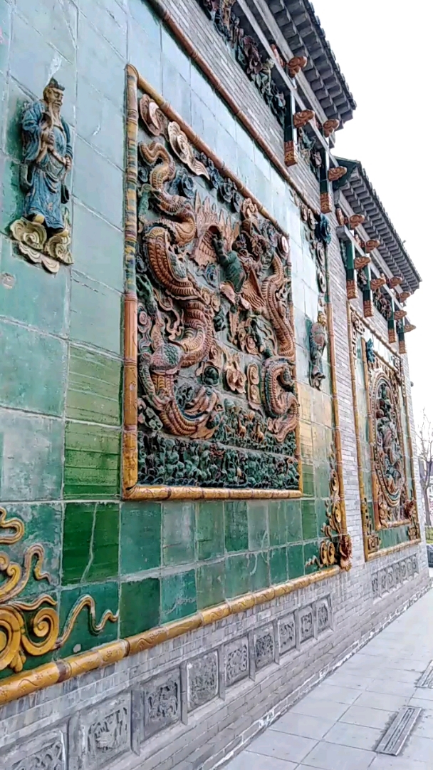 我的私藏景点#明代琉璃影壁,做工复杂,工艺一流.