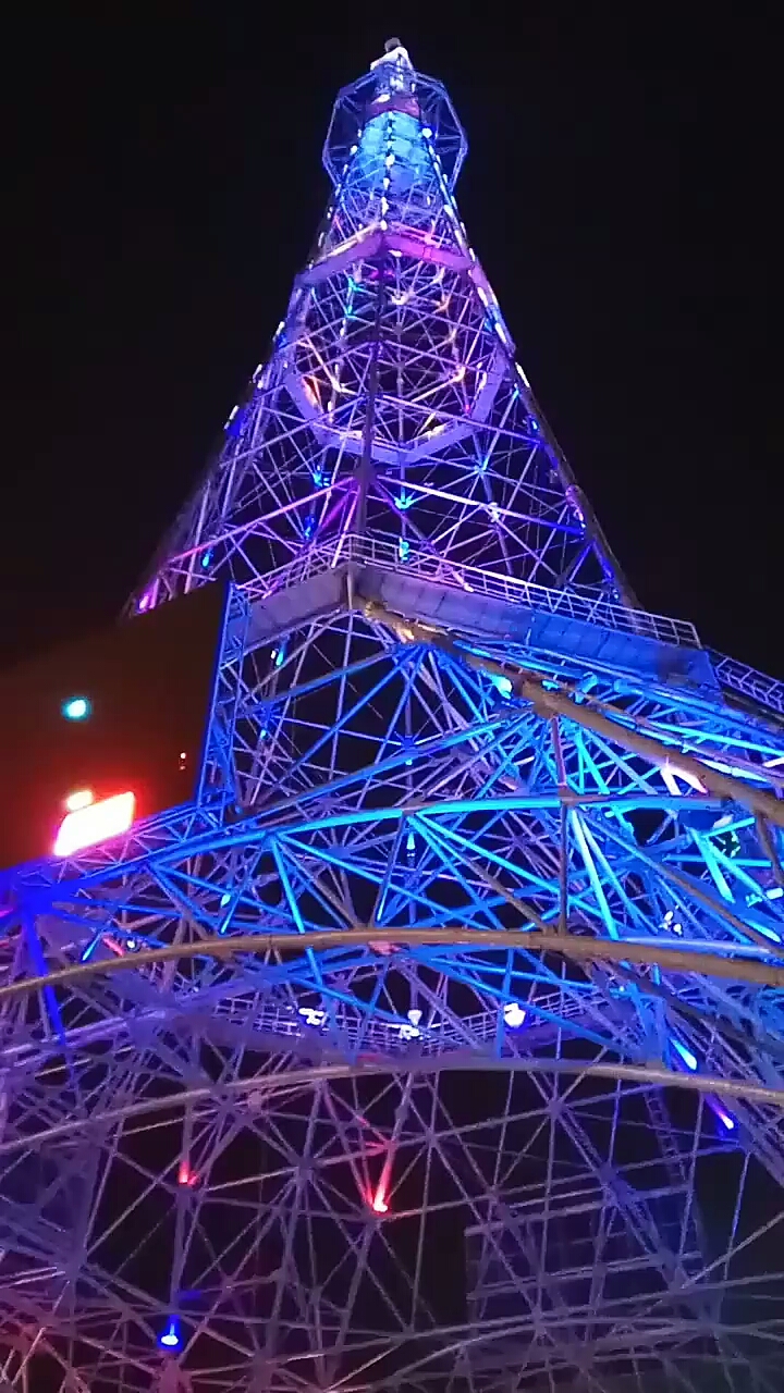 电视塔夜景.