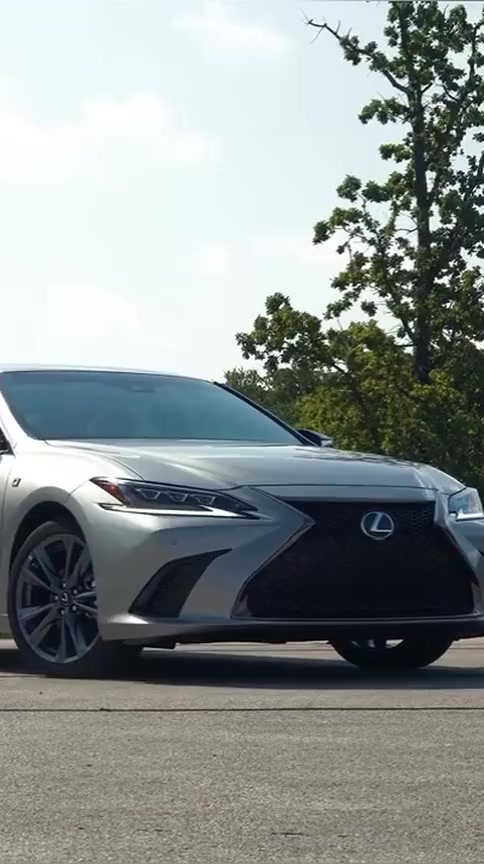 搞笑段子2021款雷克萨斯es250可供选择四驱系统