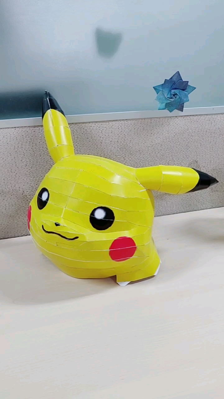 大侦探皮卡丘3d纸模皮卡丘半成品展示