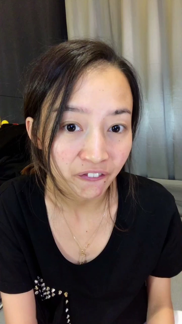 30岁大妈化妆后变妙龄少女!