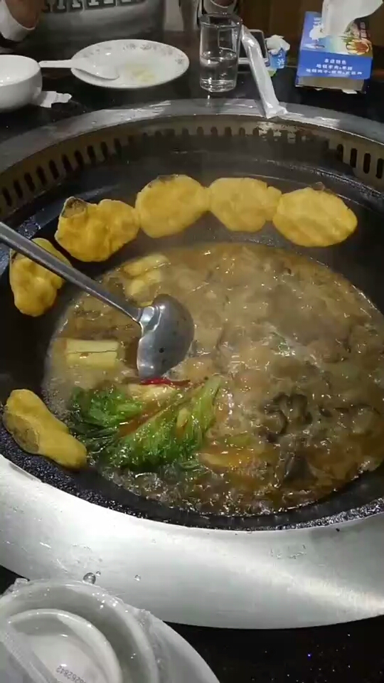 这是高手#铁锅饼子这样吃才舒服!约哪一个