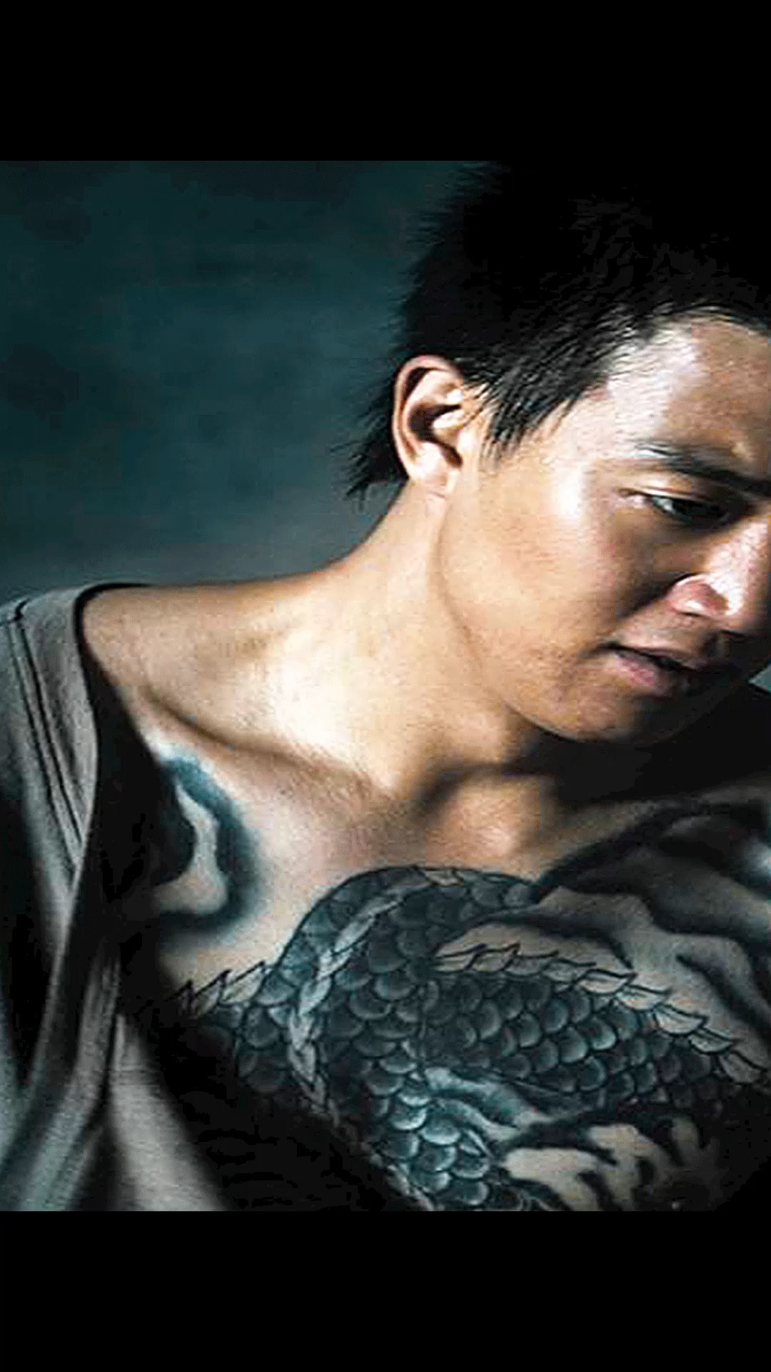 好看电影#一部电影诠释:在韩国纹身越多代表着地位越高,黑老大扮猪吃