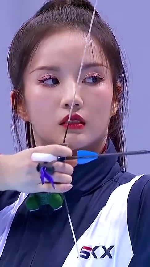 硬糖少女射箭合集不得不说刘些宁的五官真的太有辨识度了好高贵