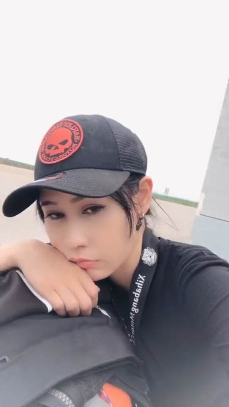 扫码下载度小视 发个视频 让别人知道 盟主安全官001 6.