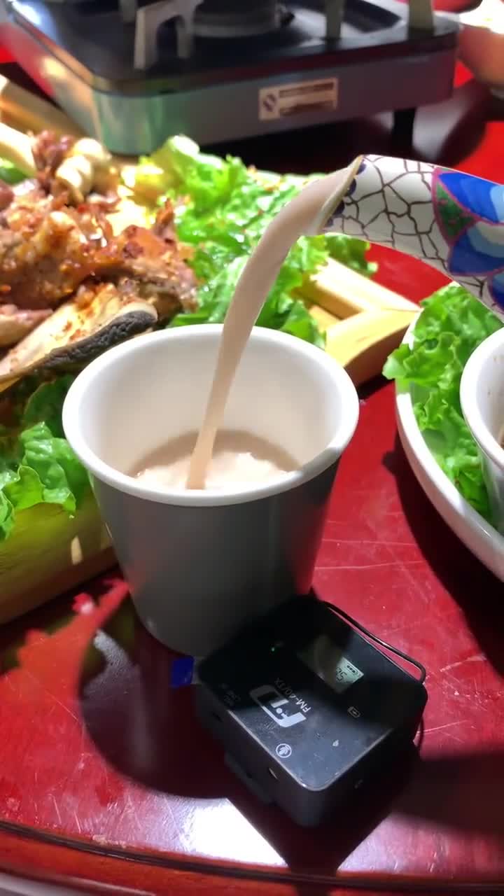 内蒙古特色草原奶茶,好喝到停不下来!mp4