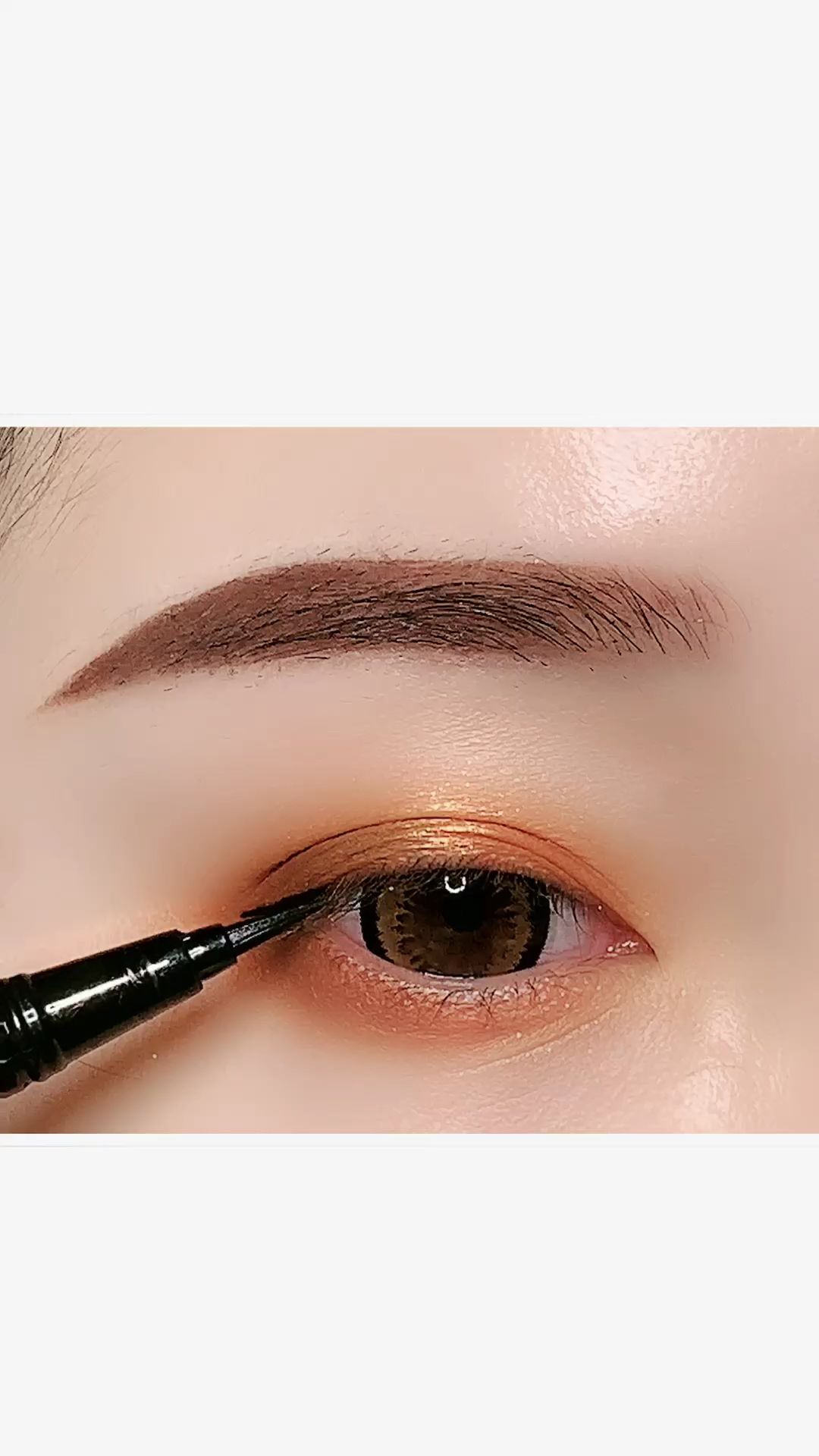 无辜狗狗眼线,特别显眼大