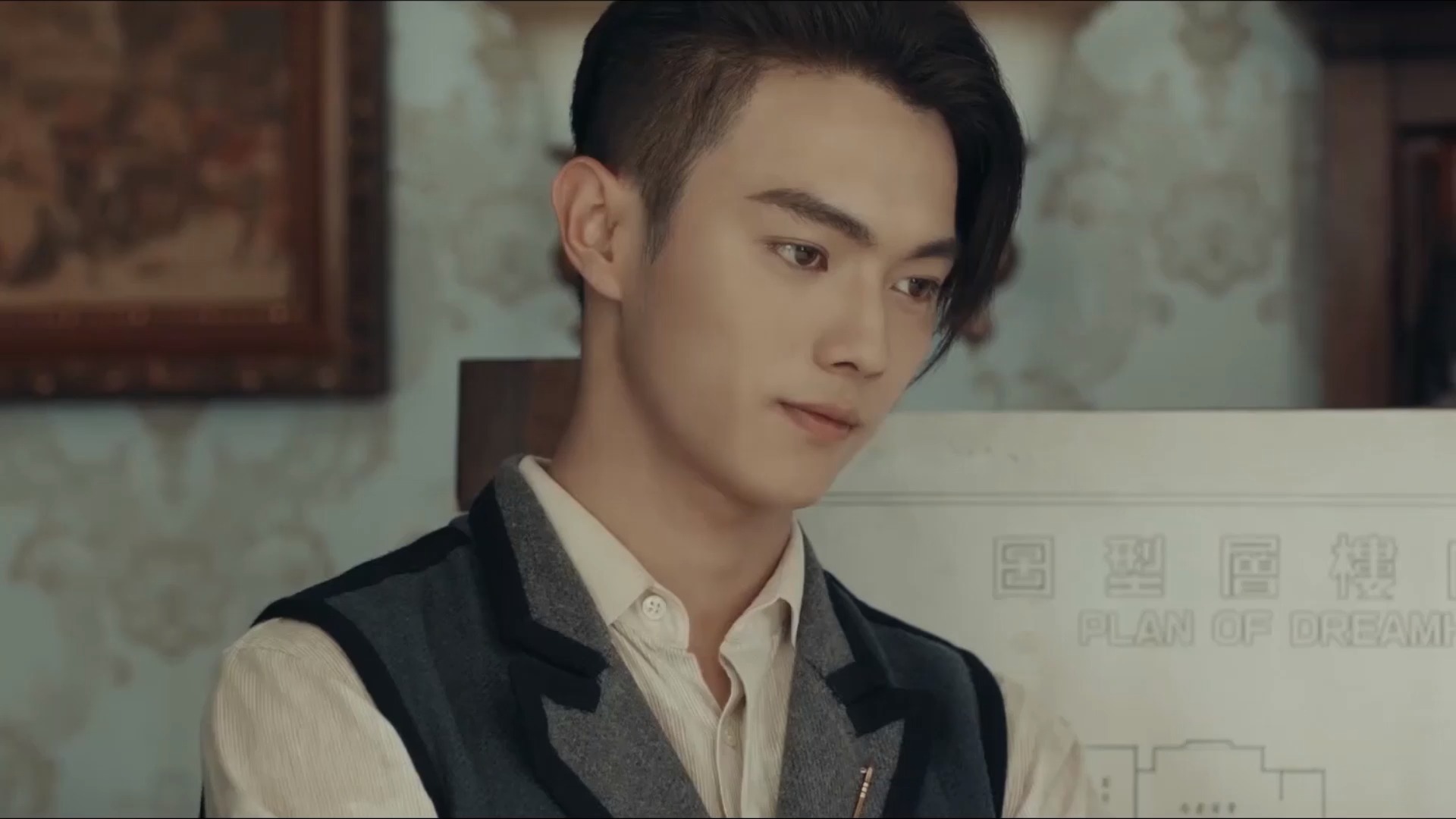 顾燕帧#霸道男神顾燕帧帅气来袭,眼神杀撂到犯规!