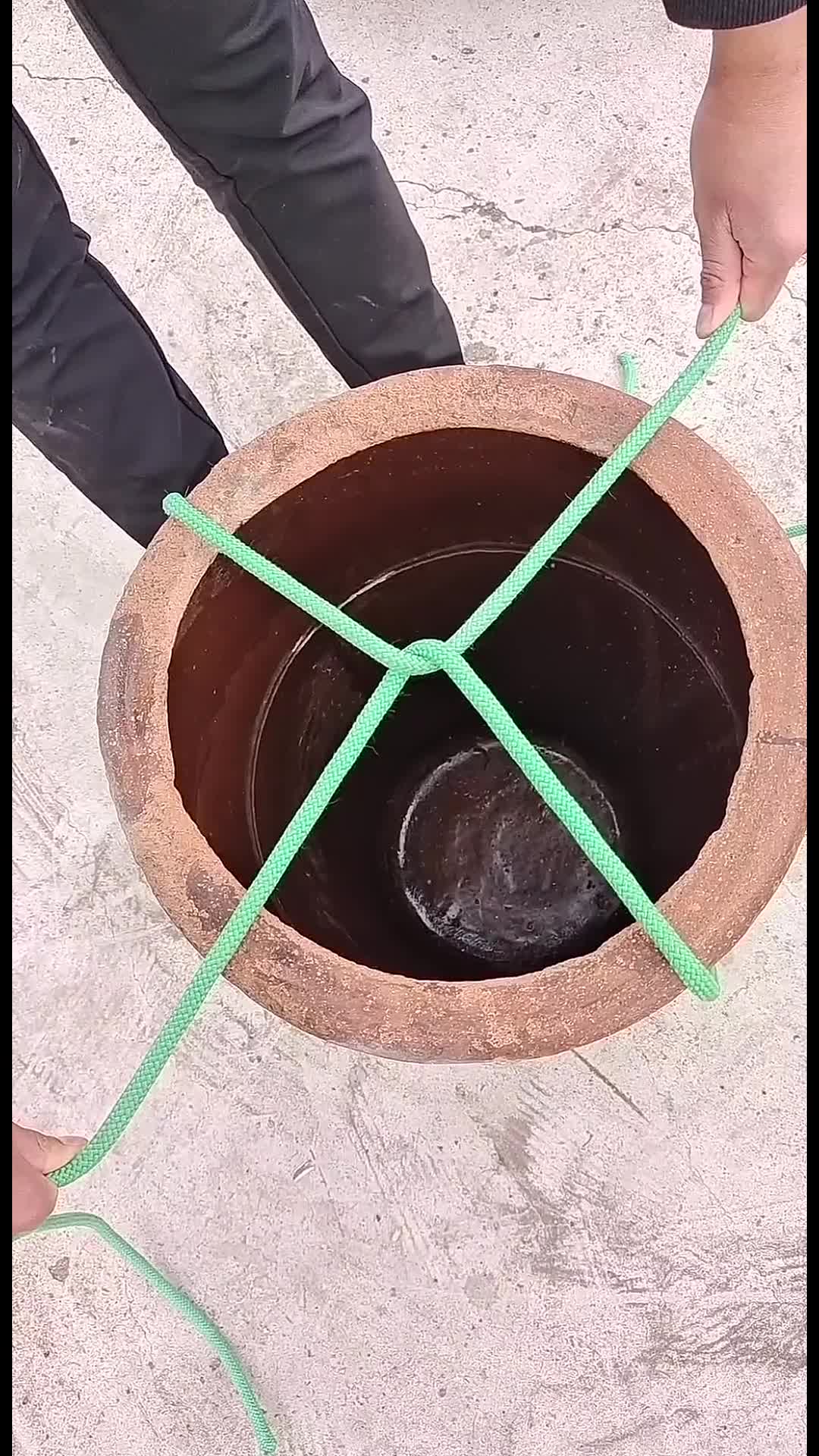 古老经典的抬缸扣