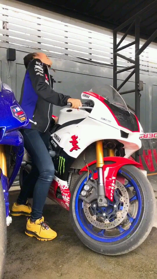 这才是真正的摩托摇你们的那些都太落伍了!