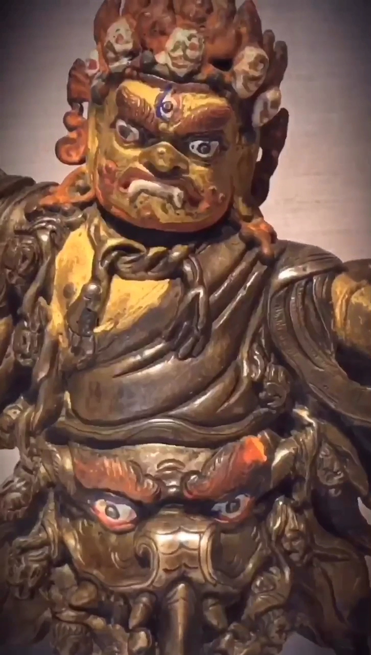 北京龘藏2019年秋拍预展 明代合金铜彩绘 忿怒莲师金刚镢050505
