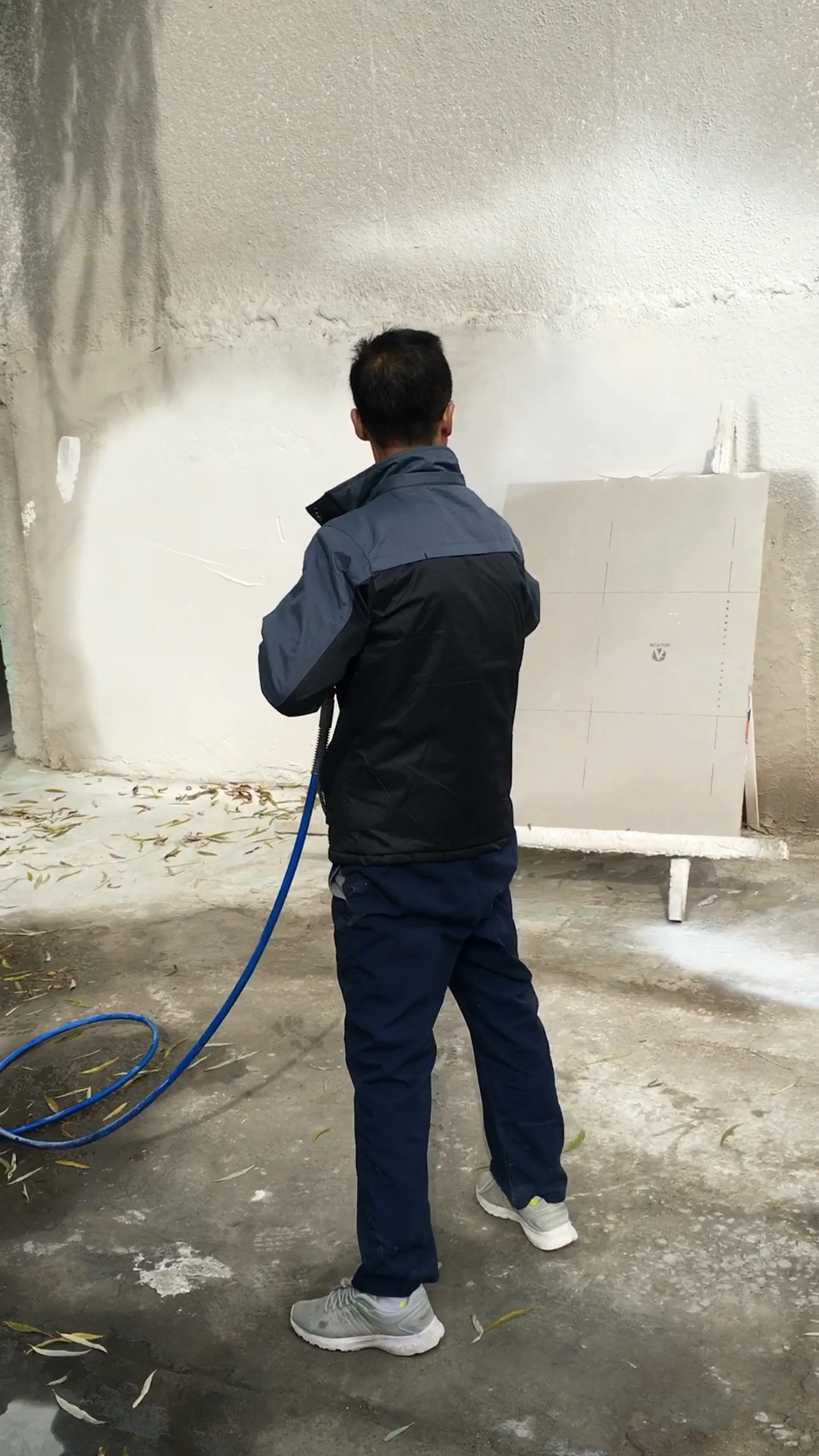 腻子喷涂机喷起来