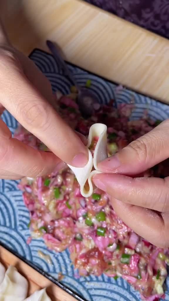 杨阿姨教你包简单的饺子花样!