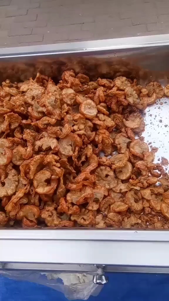 正宗东北油滋了,嘎嘎香,酥脆!关注我关注全民小视频!