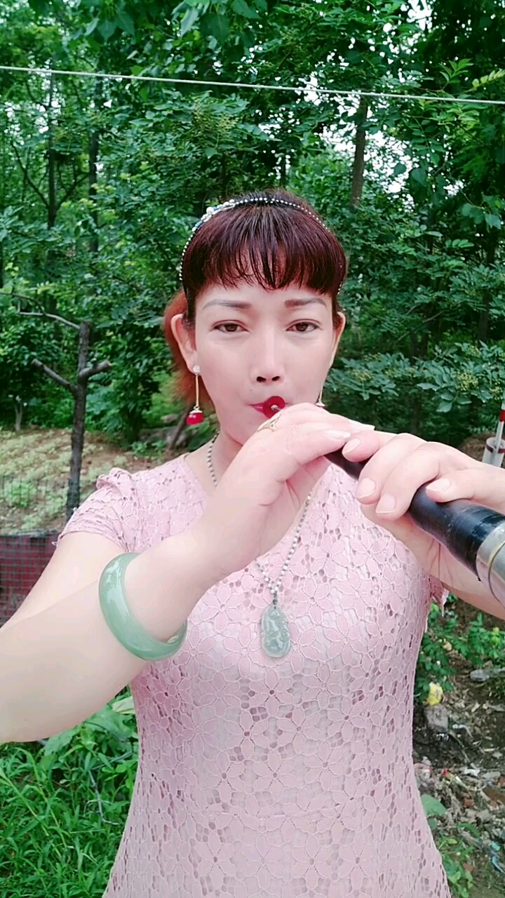 艳红姐不愧是许昌唢呐界女高手,演奏二夹弦开门曲-度小视
