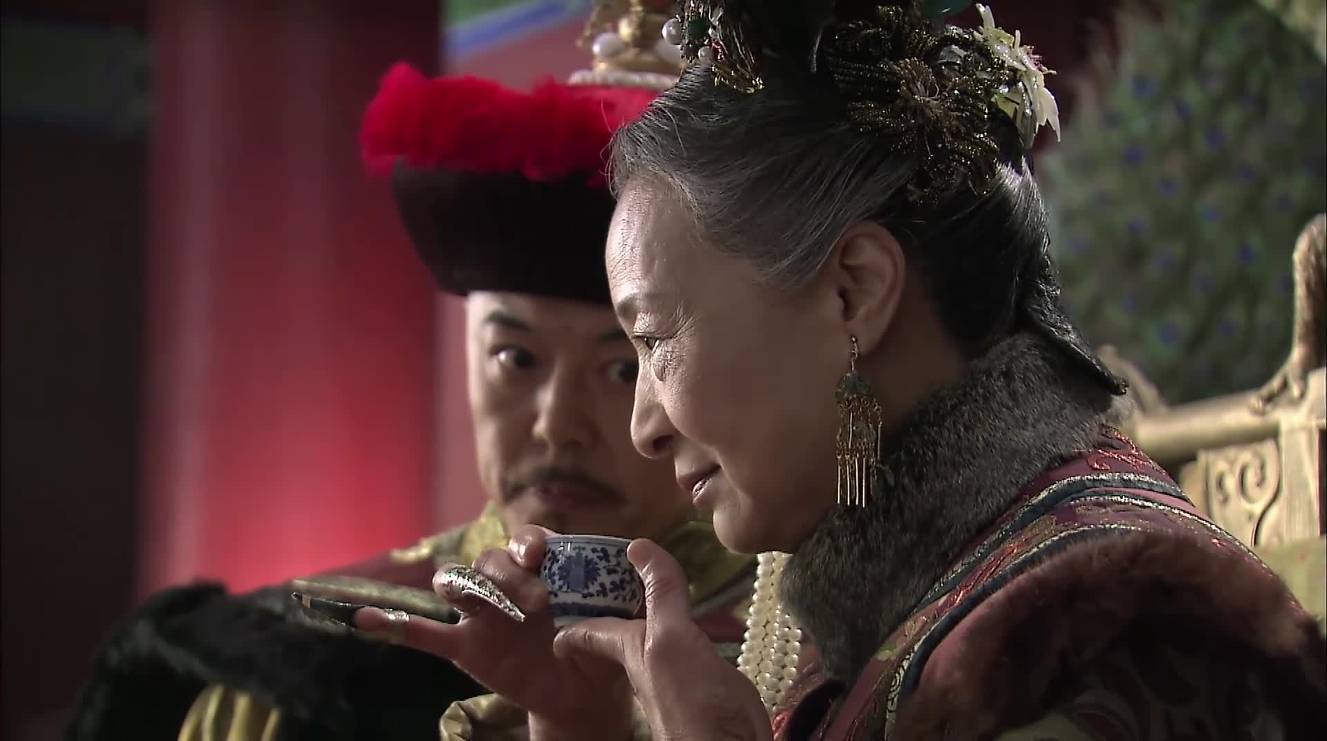 铁齿铜牙纪晓岚4:8太后喝茶出事,皇上治罪,和珅老纪倒霉