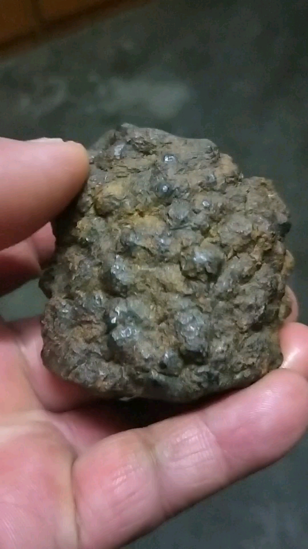 稀有金属陨石手把件欣赏