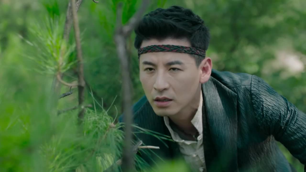 誓盟:汪兆蓝发现异常马上隐蔽,抬头一看竟是自家兄弟