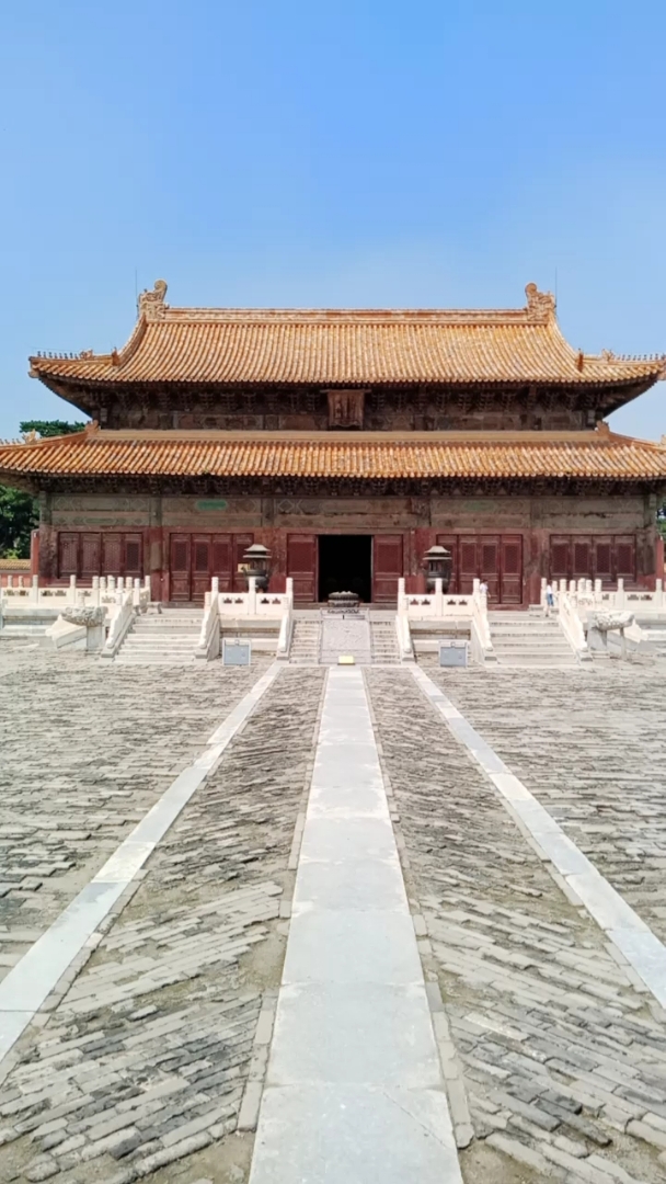 清西陵之雍正帝泰陵隆恩殿