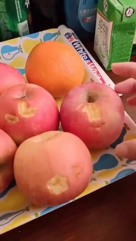 谁说住高楼层就没的老鼠的据我的资深经验判断这是一只16个月大的雄性