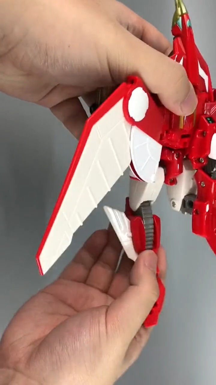 模玩测评:还记得超星神里的这个火鸟叫什么吗?