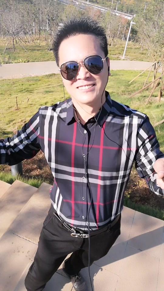 70后大叔精气神不能输给小年轻,再不得瑟真的就老了!