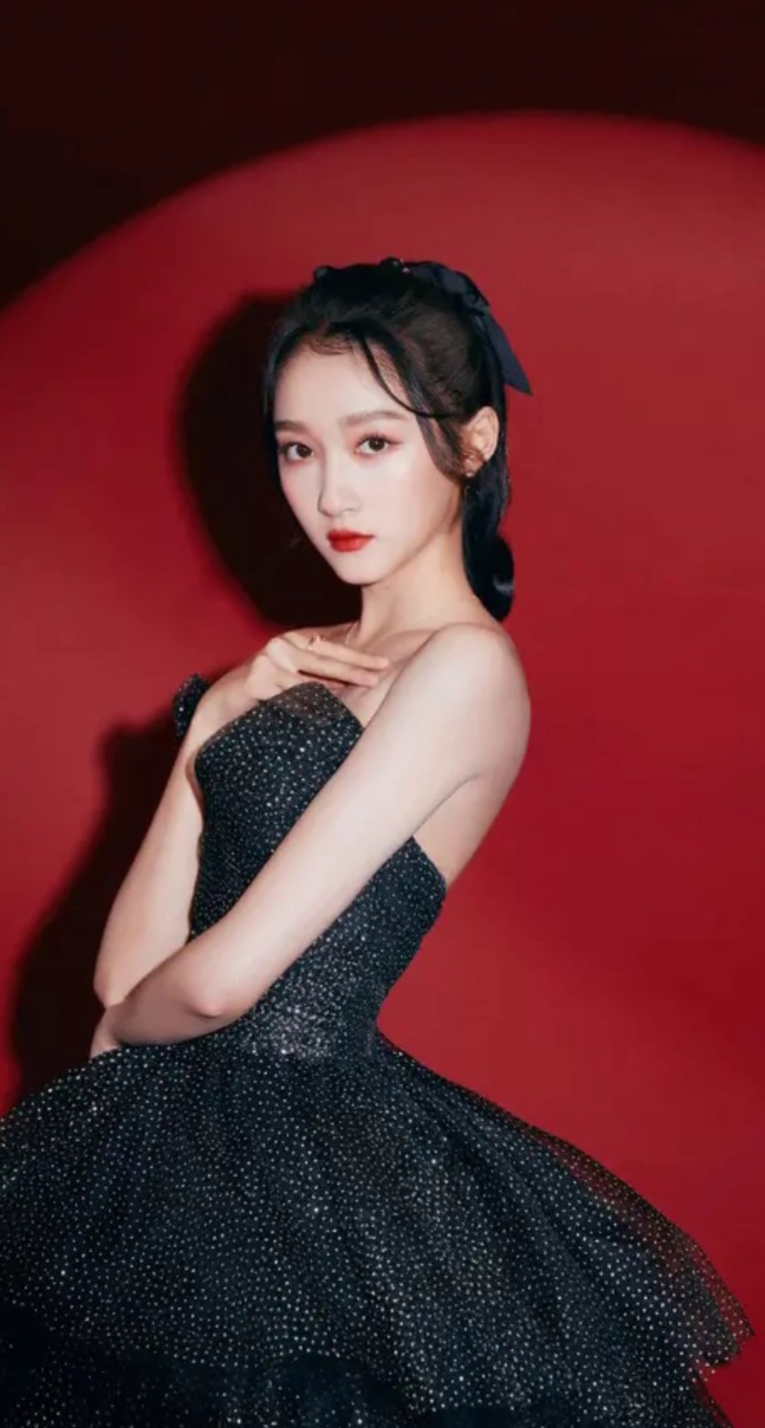 谁家的姑娘这么漂亮#关晓彤,年轻貌美优雅时尚