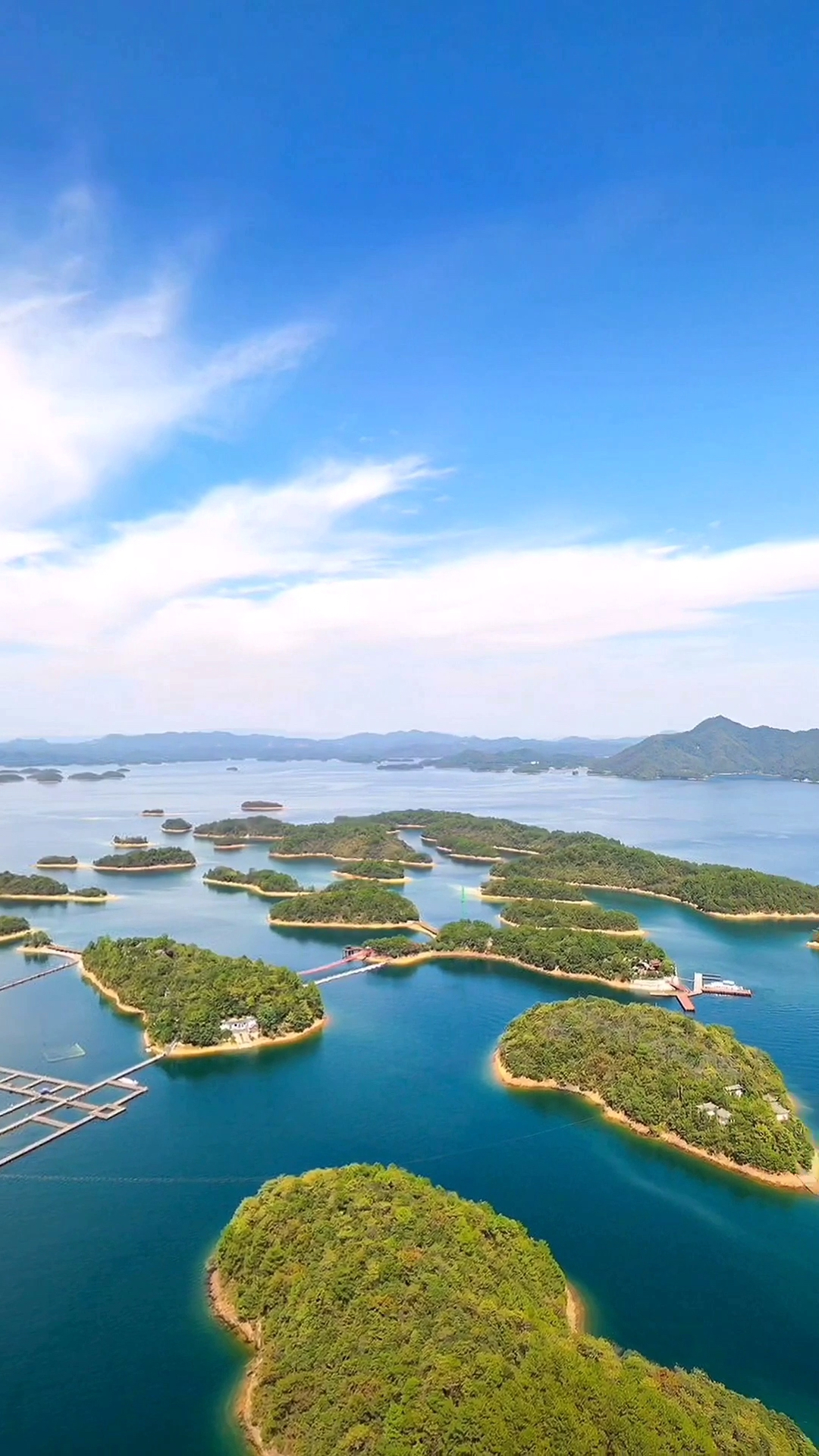 我的私藏景点#江西·庐山西海全景:水上飘浮着绿色的梦!