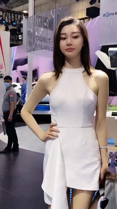 今天不在状态有点难受张芮尔-度小视