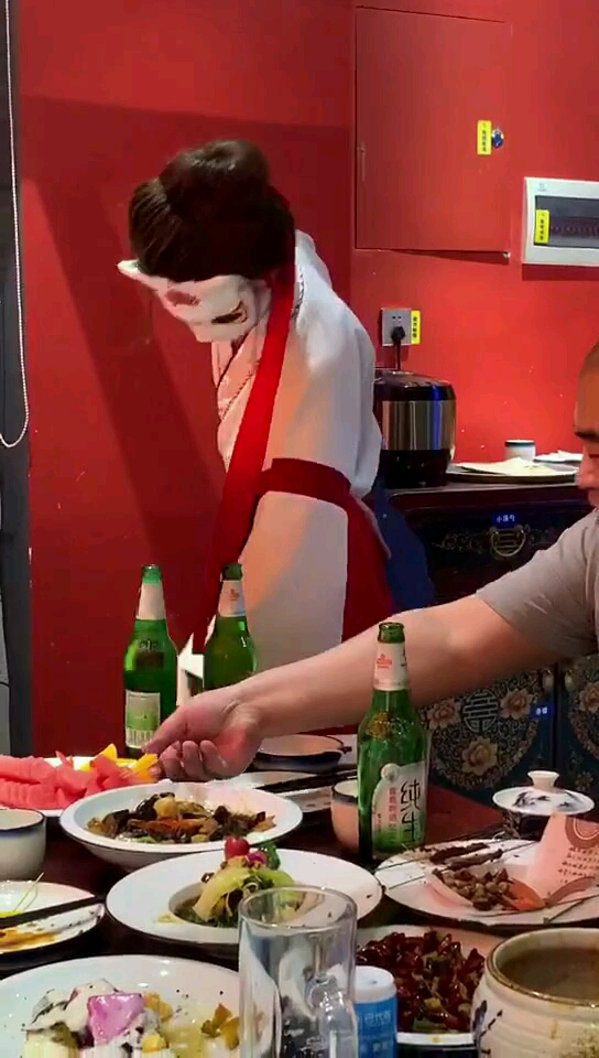 标题评论区见……全网最帅开酒猫 猫猫小可爱 咖啡猫