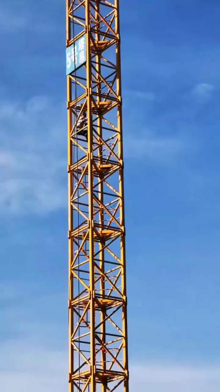 搞笑段子剧#高手下塔吊的速度,一般人比不了,看来月薪3万没白给!