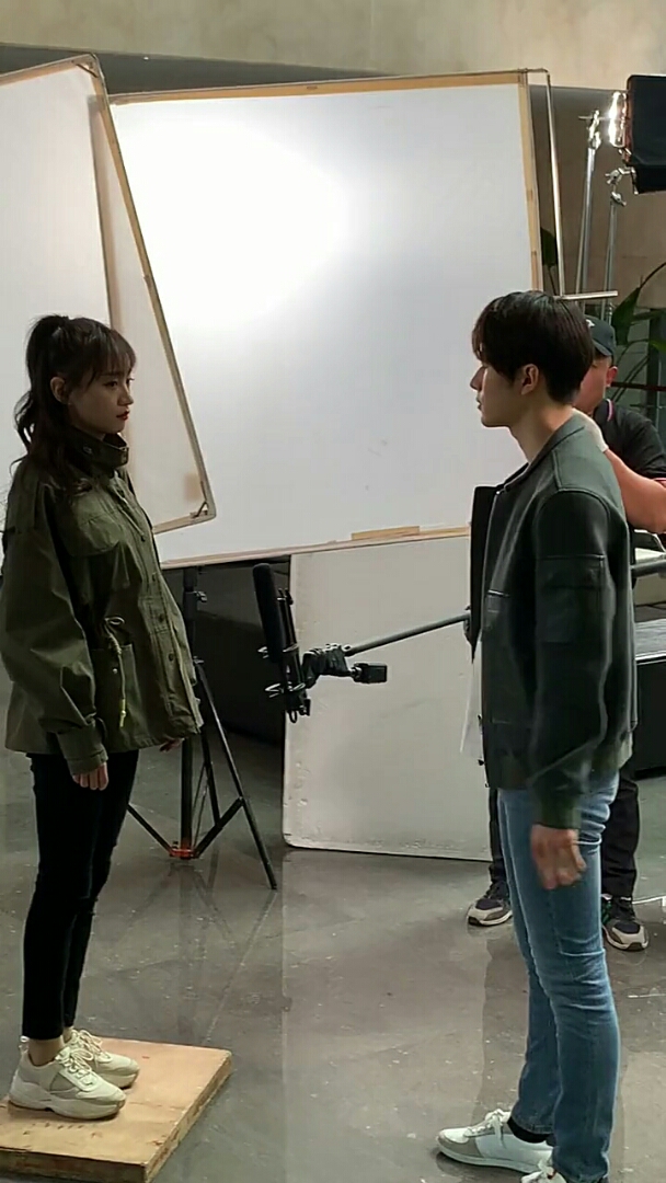 陈学冬和黄婷婷在拍戏