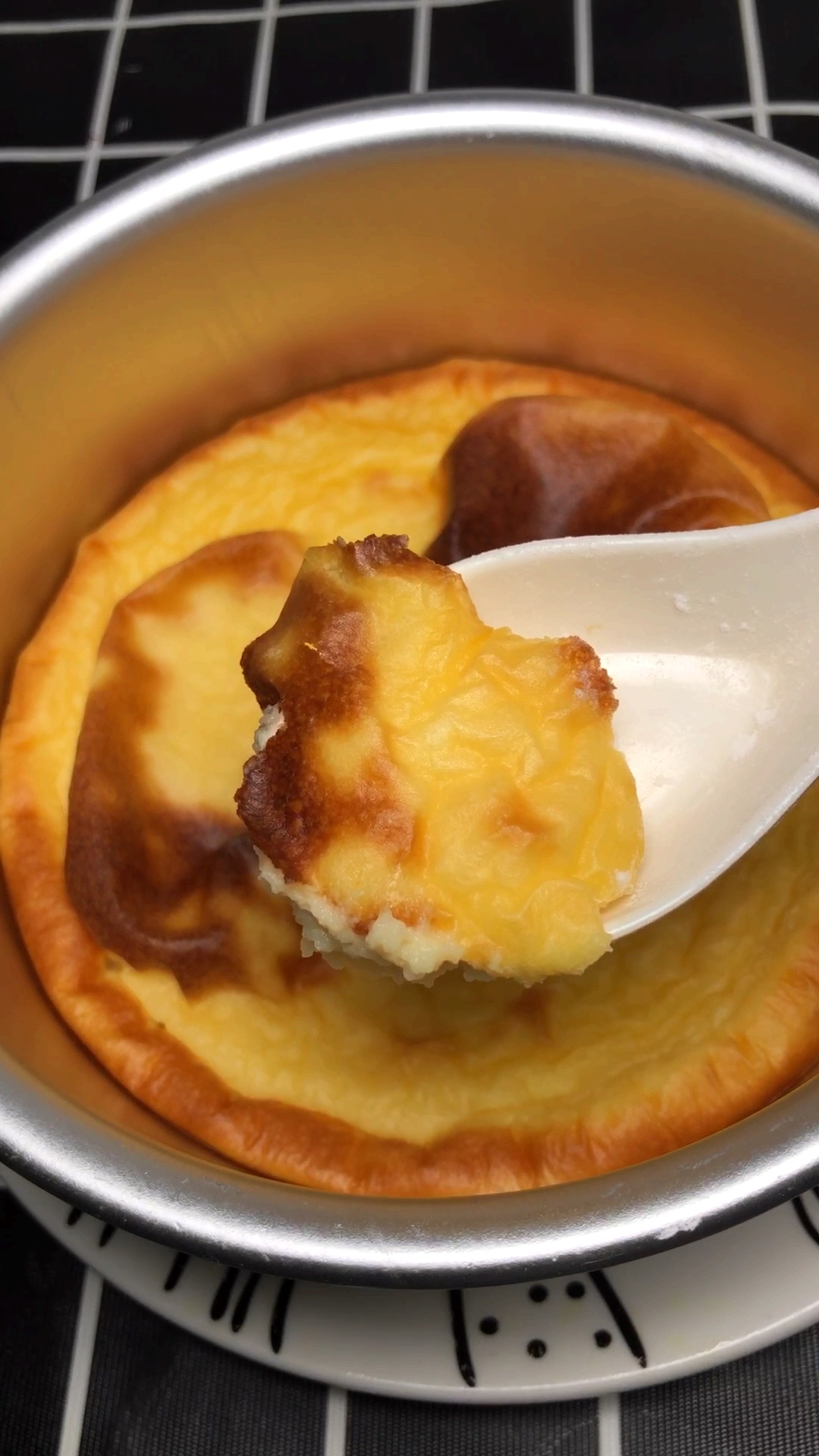 美食#酸奶蛋糕这样做简单又好吃,包你一看就会