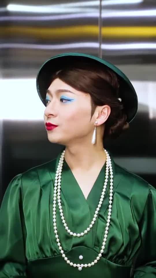 勇于承认错误还是好柜姐嘛芳姐你说呢吴桂芳