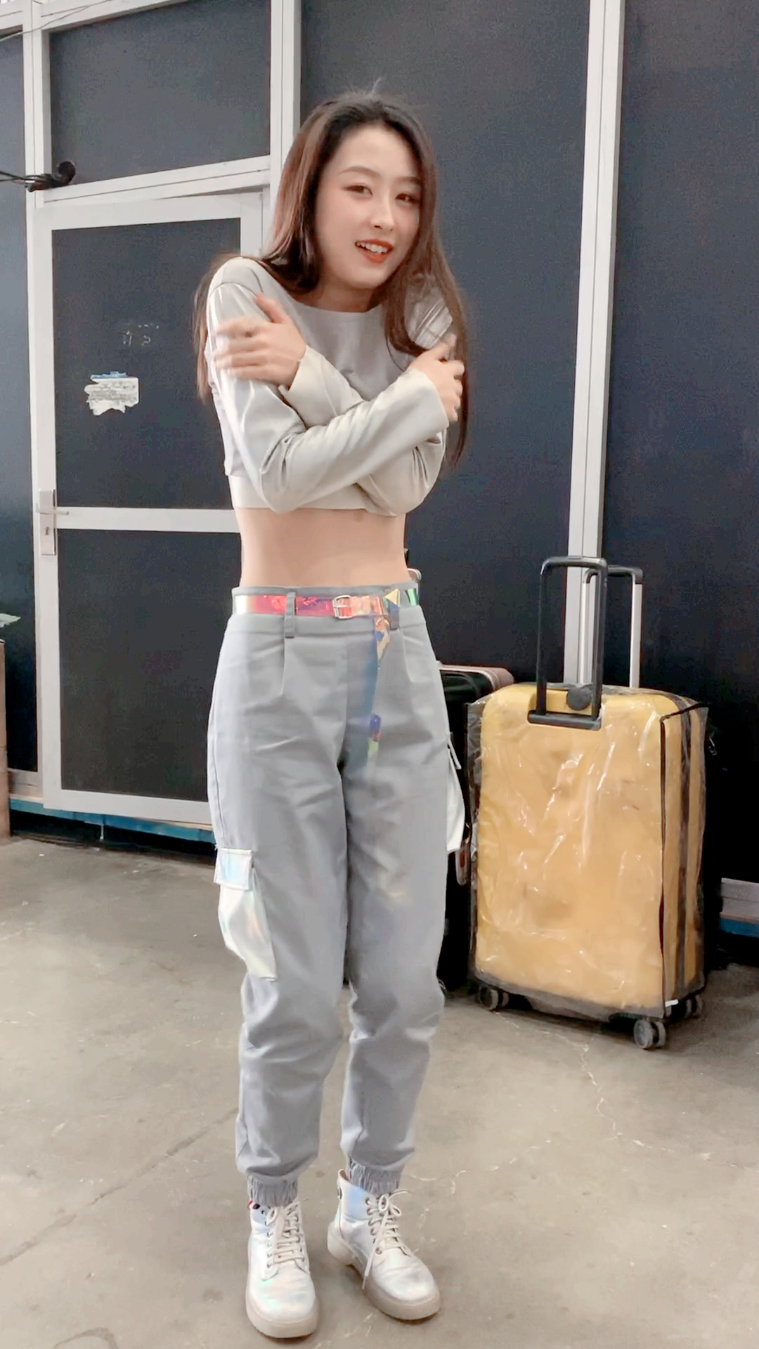 小姐姐#冷就多穿件衣服吧