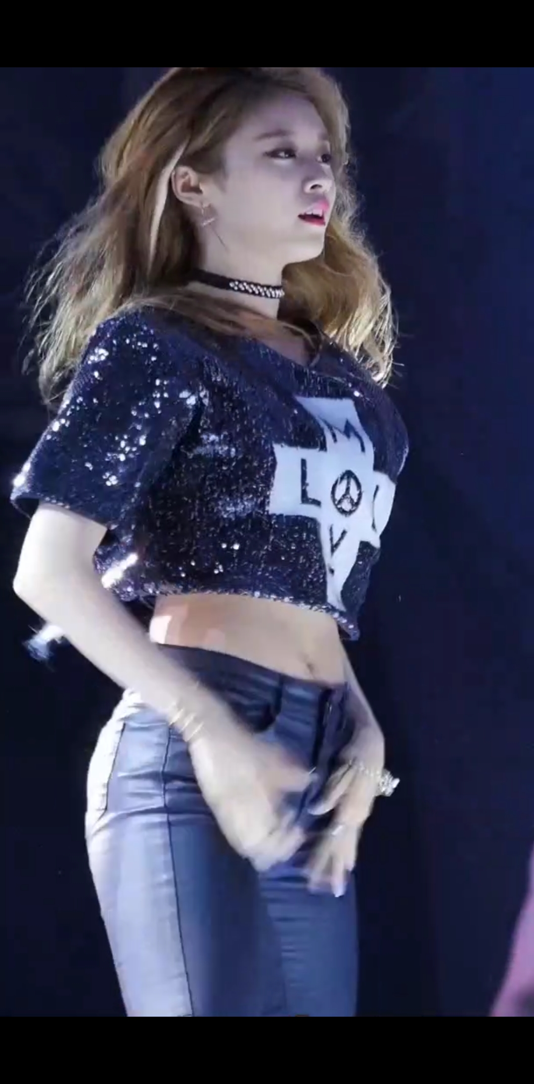 舞蹈#高冷美艳的朴智妍,舞台热裤热舞,魅力动感