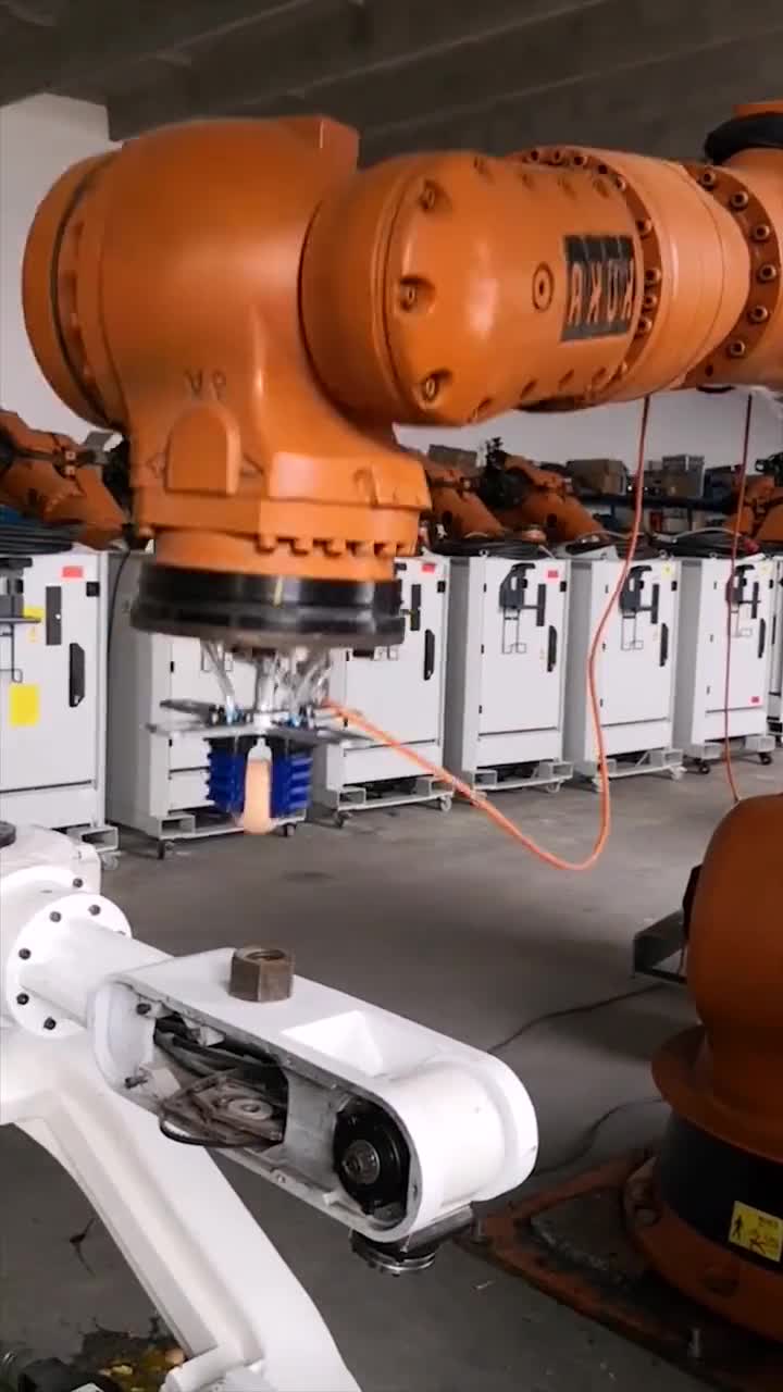 柔性机械手表演抓鸡蛋,这操作一般人没见过,真是大开眼界!