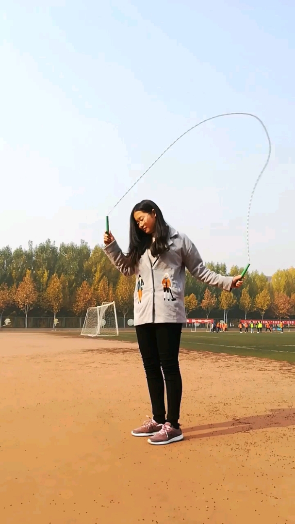 花样跳绳之甩绳2