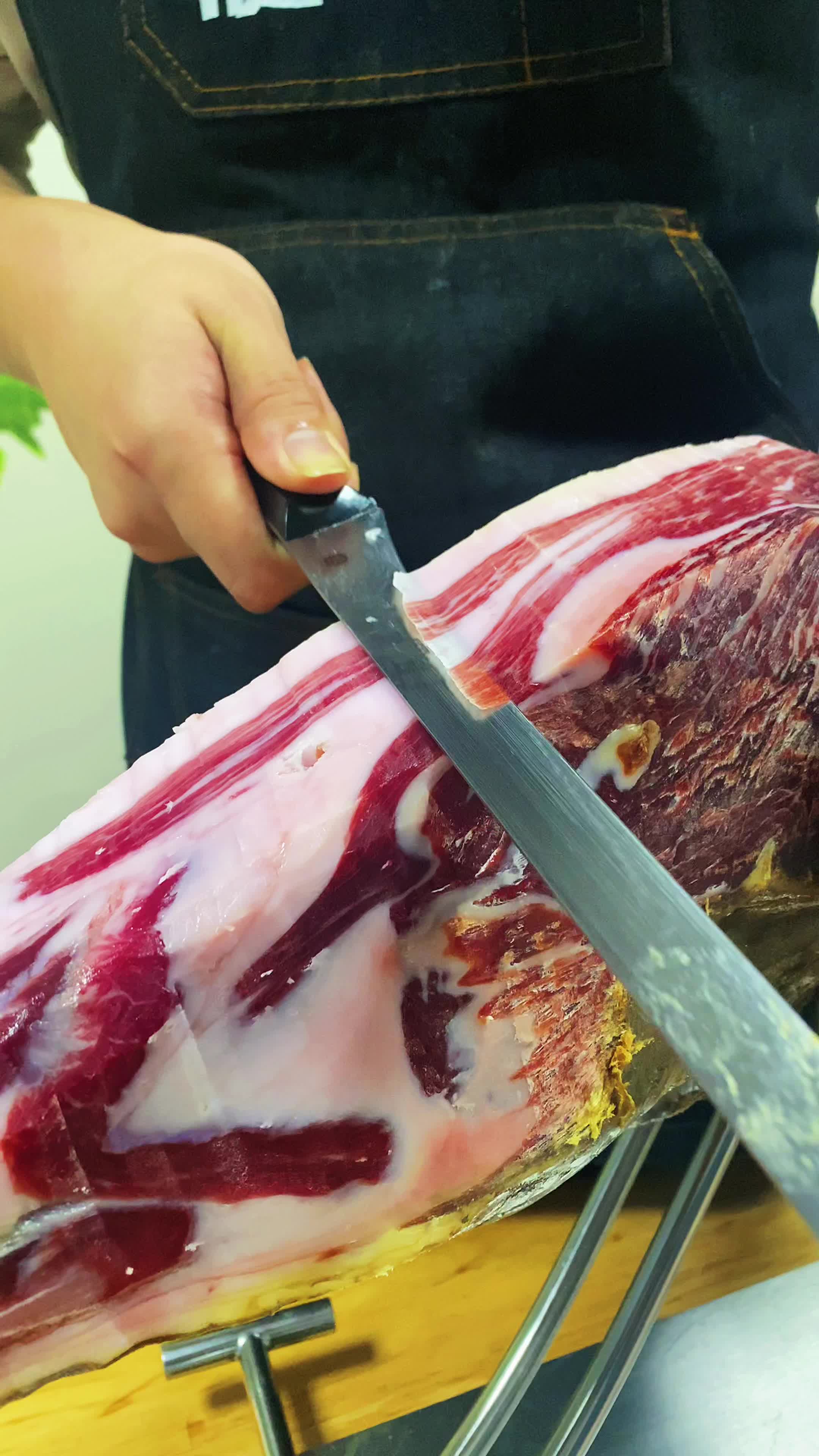 西班牙火腿切割