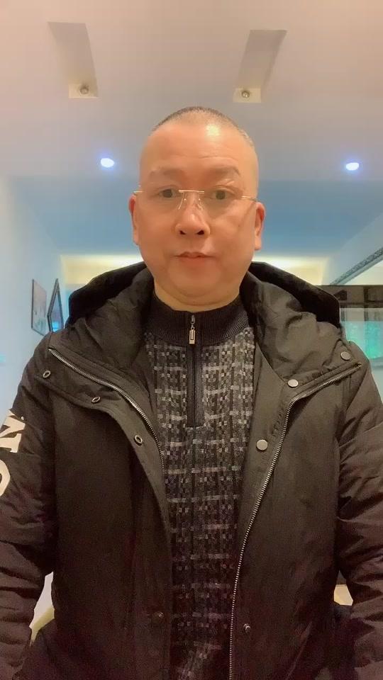 我不是网红,更不是有钱人,我只是一个饱经沧桑的大叔,我是正能量,关注