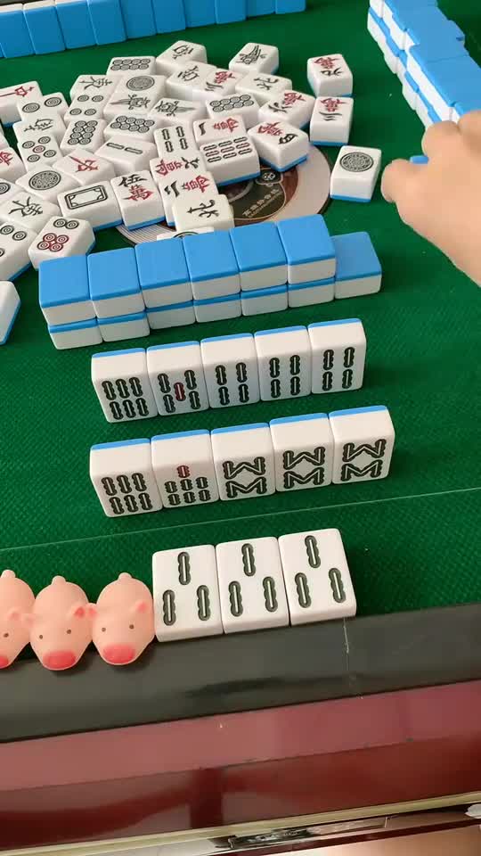我要上热门打麻将主播这把厉害了杠开了
