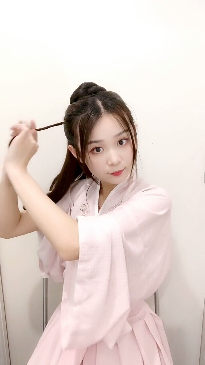 古装剧中的女侠发型来喽