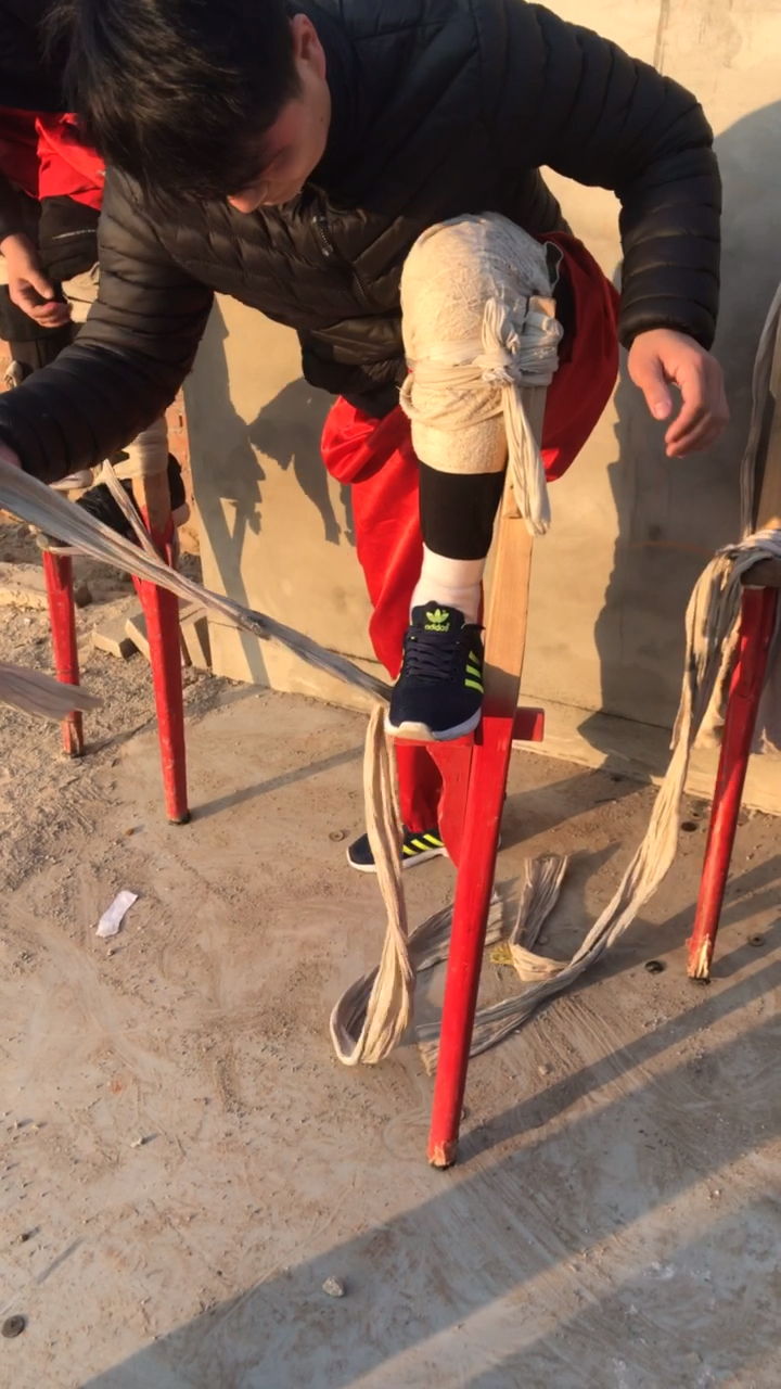 回家路上那些事#我这里的高跷绑法?