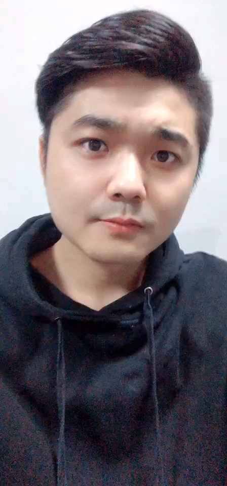 大家好,我是白鲨漠然